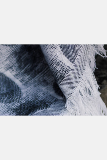 Ellips Shawl Raven