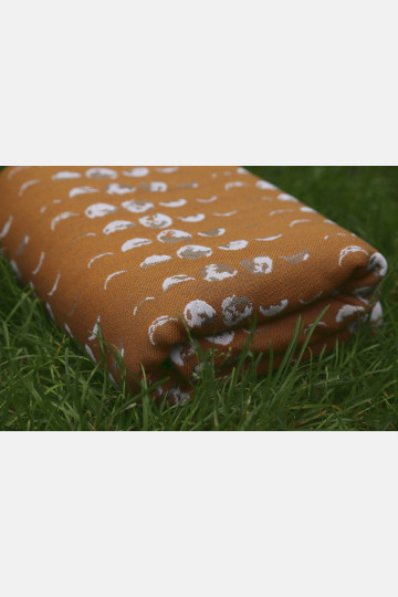 Solnce Moons Shadows on the Sand | Luxury Woven Wrap