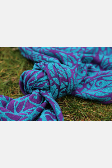 Solnce Genesis Hydrangea | Luxury Woven Wrap