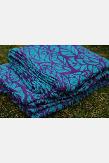 Solnce Genesis Hydrangea | Luxury Woven Wrap