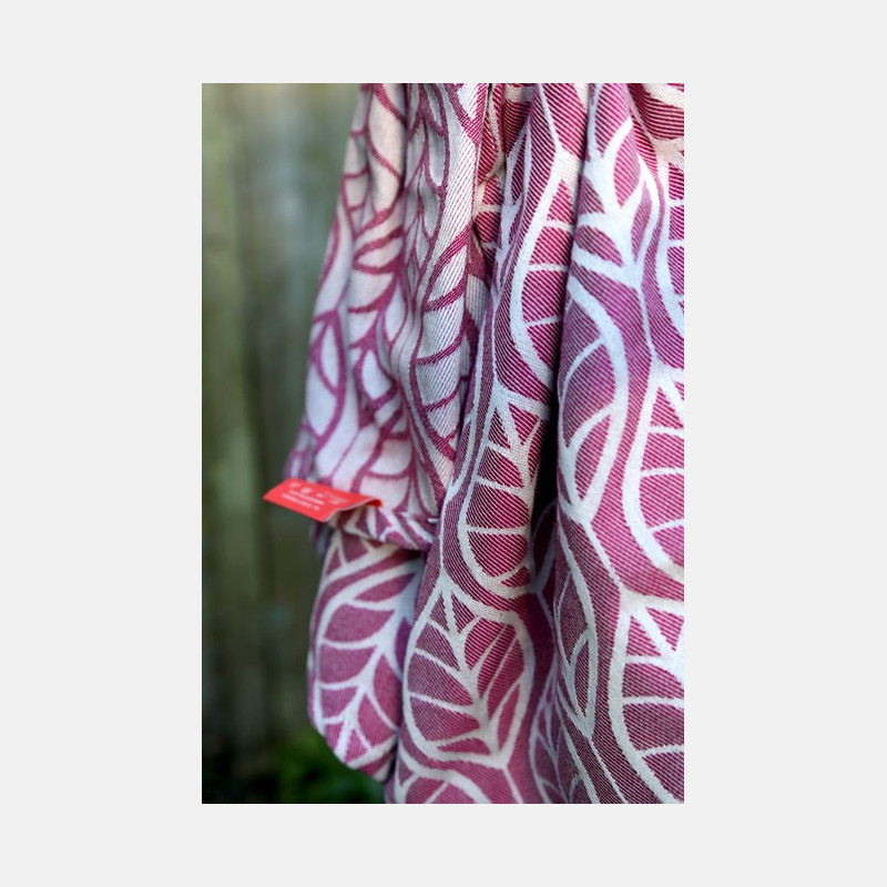 Laurus Purple Wine