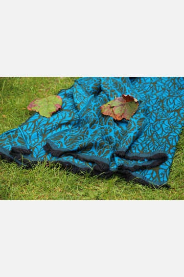 Genesis Blanket Iris & Olives