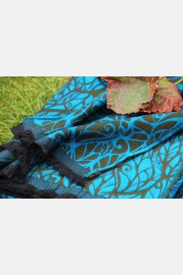 Genesis Blanket Iris & Olives