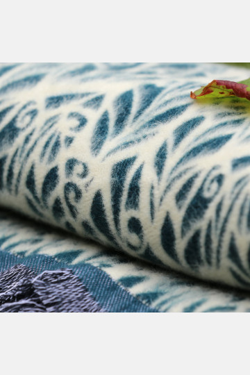 Genesis Blanket Snow Baby Yak