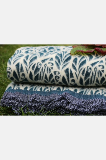 Genesis Blanket Snow Baby Yak