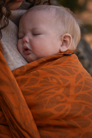 Solnce Genesis Auburn | Luxury Woven Wrap