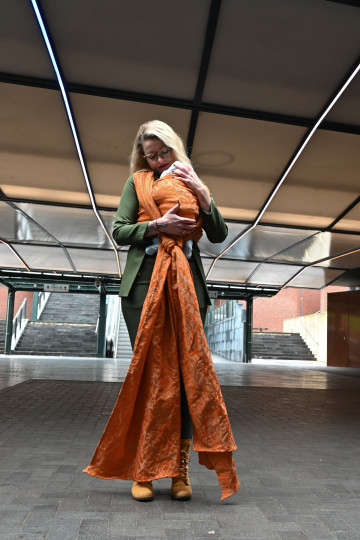 Solnce Genesis Goldfish | Luxury Woven Wrap