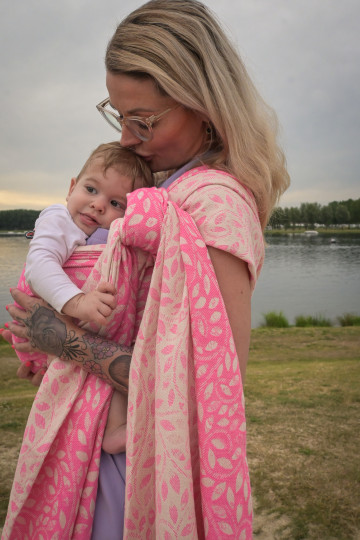 Solnce Eos Lipstick Queen | Luxury Woven Wrap