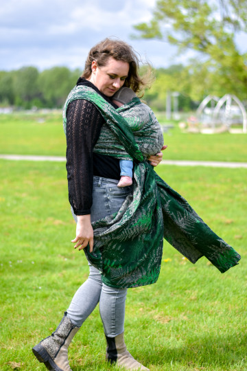 Solnce Fern Where the Earth Breathes in Harmony | Luxury Woven Wrap