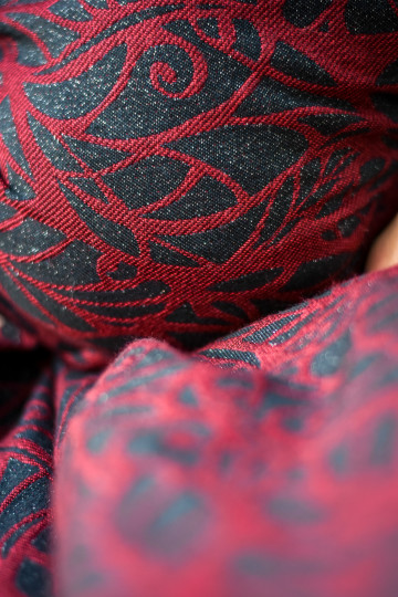 Solnce Genesis Gothic Queen | Luxury Woven Wrap