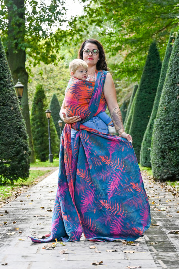 Solnce Fern BABE Rainbow of Velaris | Luxury Woven Wrap