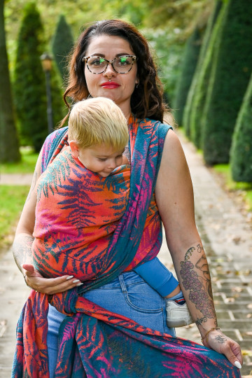 Solnce Fern BABE Rainbow of Velaris | Luxury Woven Wrap