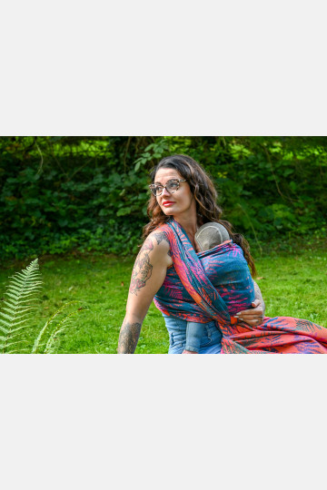 Solnce Fern BABE Rainbow of Velaris | Luxury Woven Wrap