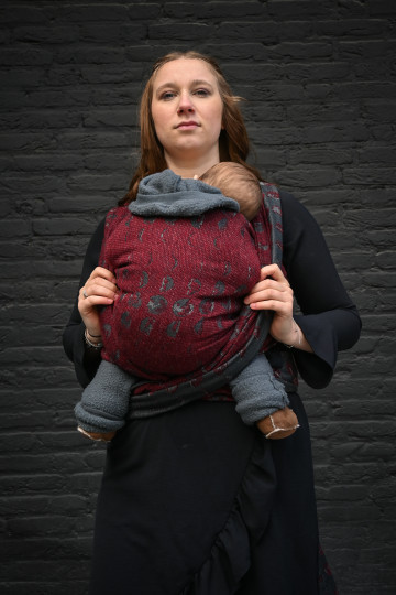 Solnce Moons Upside Down | Luxury Woven Wrap